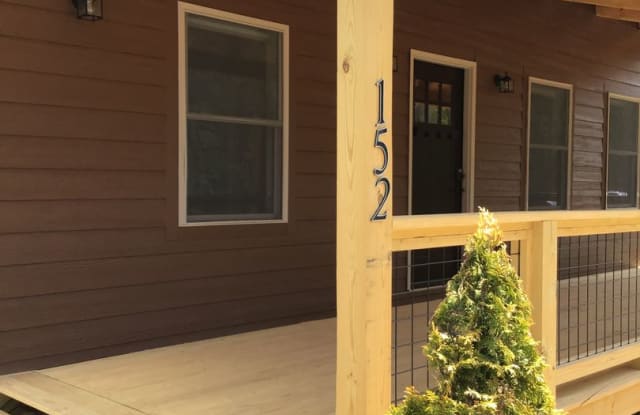 Beautiful 1bd Cabin In Trade, Tennessee photos photos
