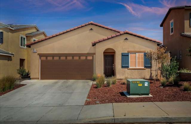 Charming 3-Bedroom Home on Golf Course in Beaumont Move-In Ready! photos photos