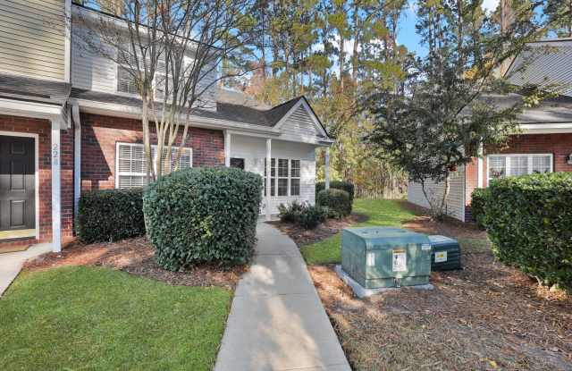Charming 3 Bedroom Home in the Towns of Buckwalter!! Gallery 3