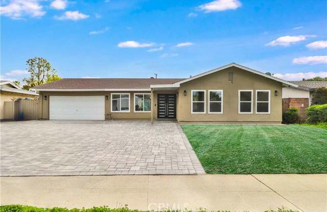 9752 Laramie Avenue photos photos