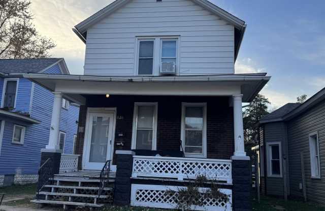 826 24TH Street - 826 24th Street, Rock Island, IL 61201