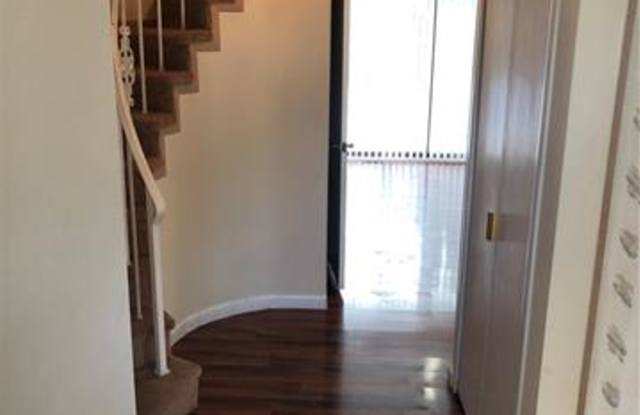 8147 CLAY Court Gallery 3