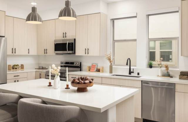 Lilian Frogtown photos photos