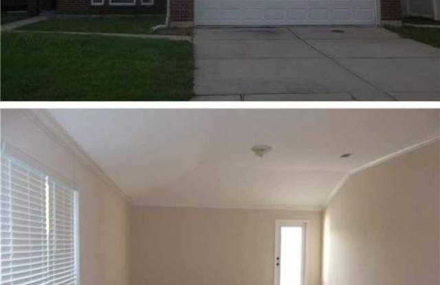 2213 N Village Green St photos photos