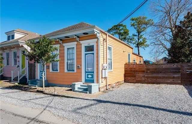 1223 PORT Street photos photos