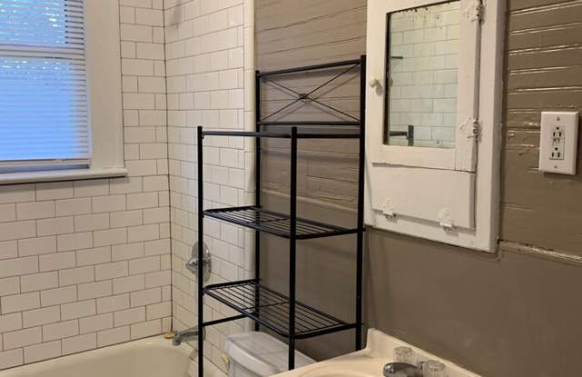 331 West 40th Street photos photos