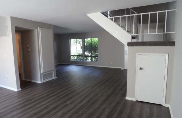 2862 N. Cottonwood St. #3 - 2862 North Cottonwood Street, Orange, CA 92865