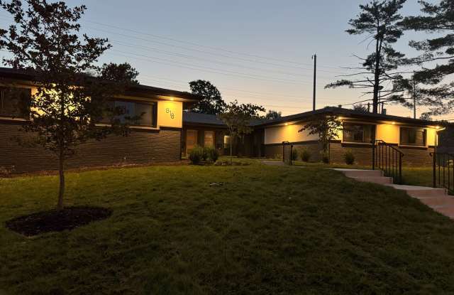 818 Francis Pl photos photos