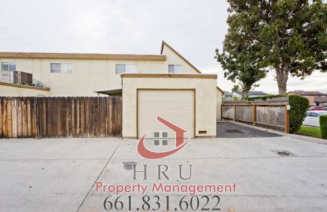 SW-Bakersfield Condo-3 bedrooms 2 baths Gallery 4