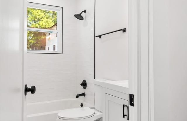 Desirable East Nashville Farmhouse - 1402 Montgomery Avenue, Nashville, TN 37207