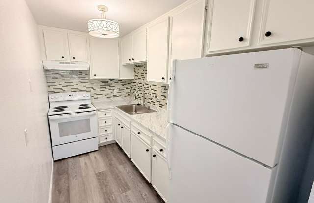 Beautifully Updated Corner Unit with Mountain Views in Palm Springs Villas I photos photos Beautifully Updated Corner Unit with Mountain Views in Palm Springs Villas I photos photos