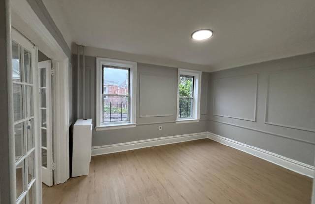 242 Claremont Ave Gallery 1