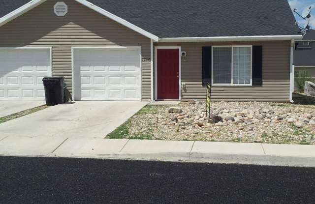 3 Bed 2 bathroom house photos photos