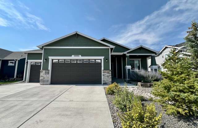 Stunning 4 Bedroom Ranch Home in Falcon! - 12662 Windingwalk Drive, El Paso County, CO 80831