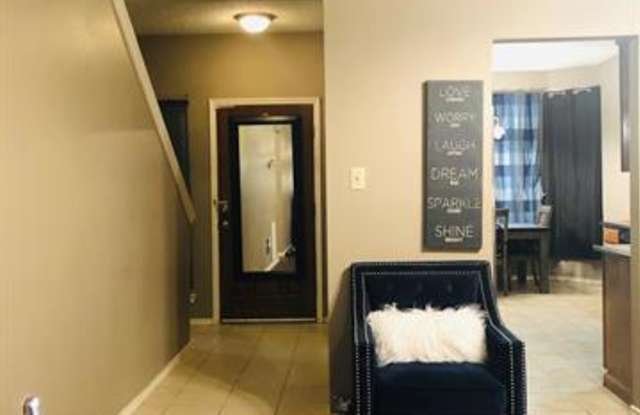 2222 Arbor Creek Drive Gallery 2
