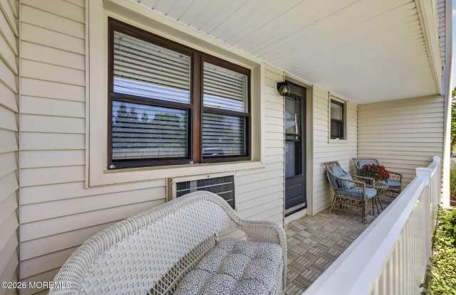 169 Wharfside Drive Gallery 3