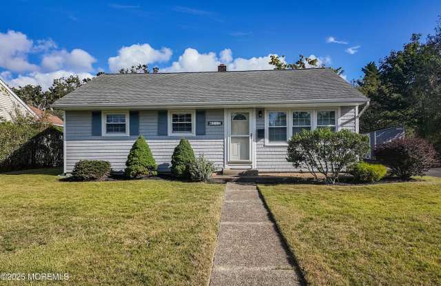 512 Terrace Avenue - 512 Terrace Avenue, Toms River, NJ 08753