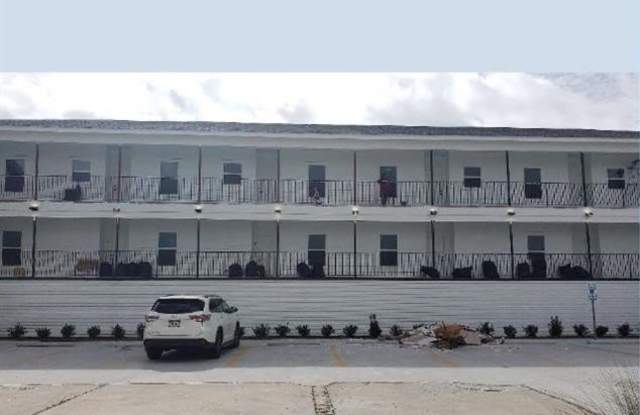 4504 PONTCHARTRAIN Boulevard photos photos