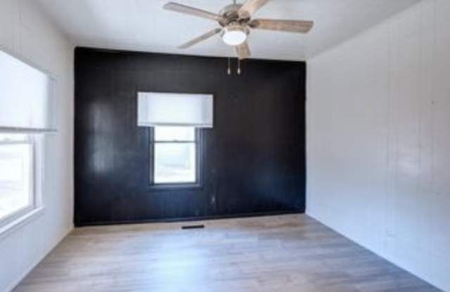 410 E Taylor Ave photos photos