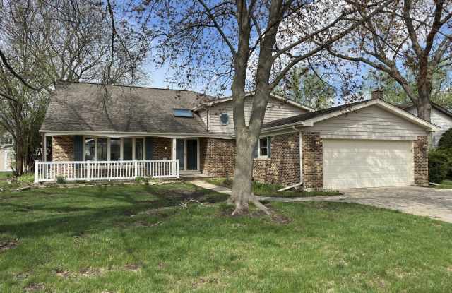 1920 E Peachtree Lane photos photos