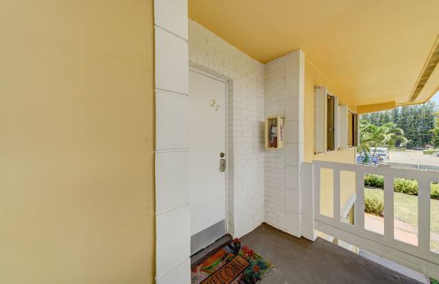 550 SE 2nd Avenue Gallery 3