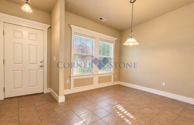 Charming 3-Bedroom Home in Meridian with a Private Backyard! Gallery 4