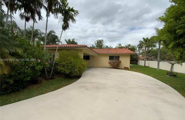 8445 SW 4th Street, #2 photos photos