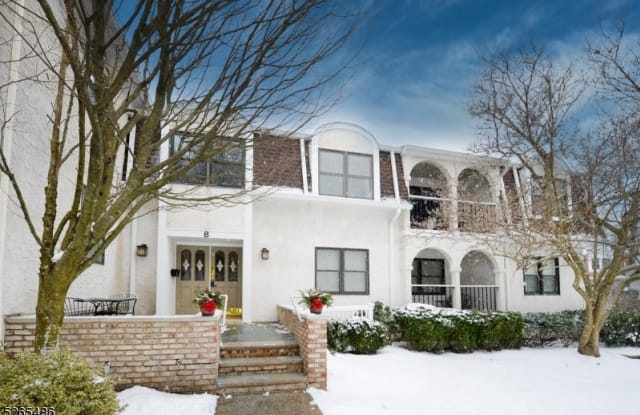 8 Heritage Dr - 8 Heritage Drive, Morris County, NJ 07928