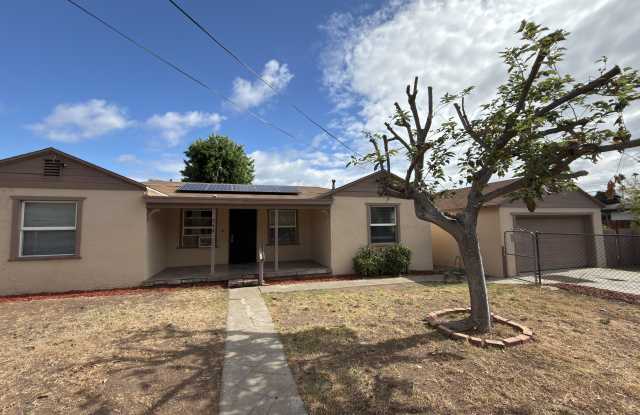 986 Merritt Dr photos photos