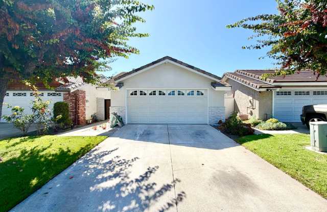 Move-In Ready Waterfront 4 Bedroom Home with Private Dock & Lake Views photos photos
