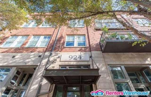 924 Garrett St South East Gallery 4