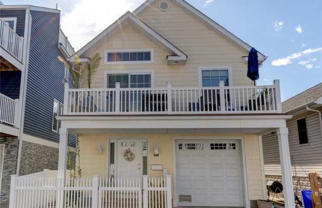 67 Vermont Street - 67 Vermont Street, Long Beach, NY 11561