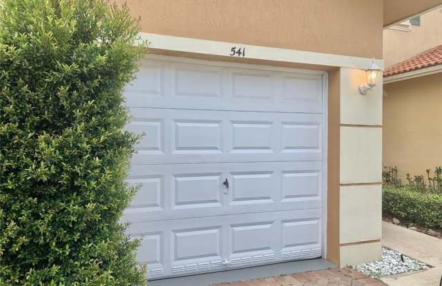 541 Saint Tropez Ln Gallery 2
