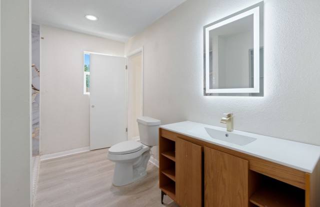 321 Clearview Drive Gallery 2