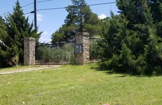 6273 Davis Road Gallery 2