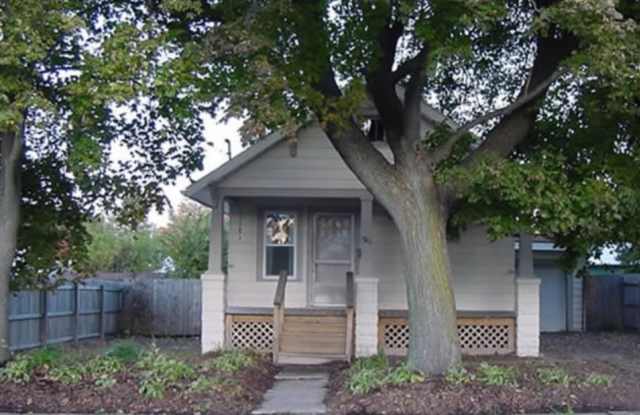 1911 Alpha St photos photos
