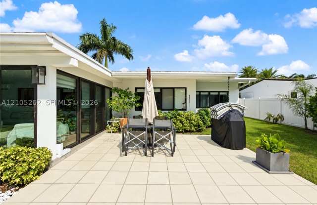 2130 Alamanda Dr Gallery 3