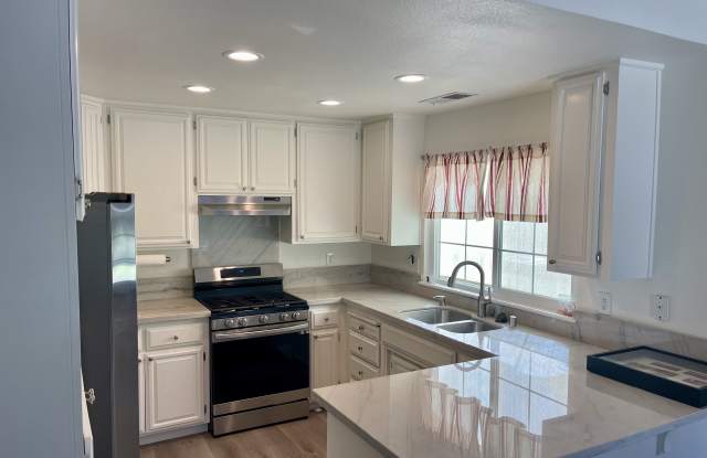 842 River Bluff Dr Gallery 3