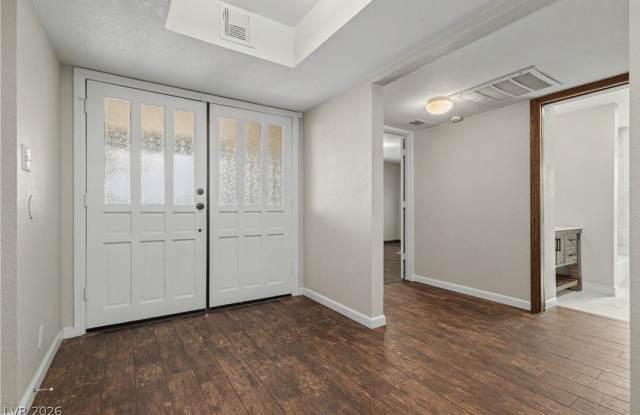 6908 Kinkenon Drive Gallery 3