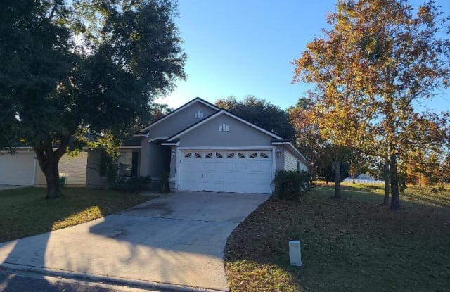 1820 CREEKVIEW DR - 1820 Greekview Drive, Asbury Lake, FL 32043