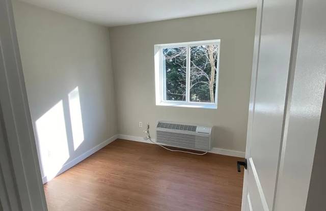 203 Main St # 2B - 203 Main Street, Staten Island, NY 10307