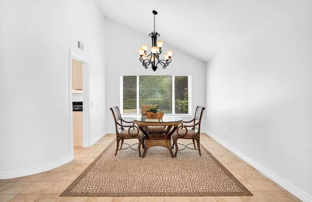 Exceptionally Remodeled Home Gallery 4