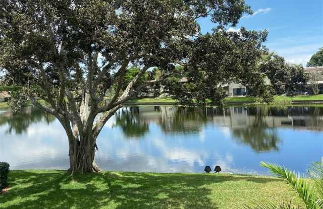 134 Wimbledon Lake Dr photos photos