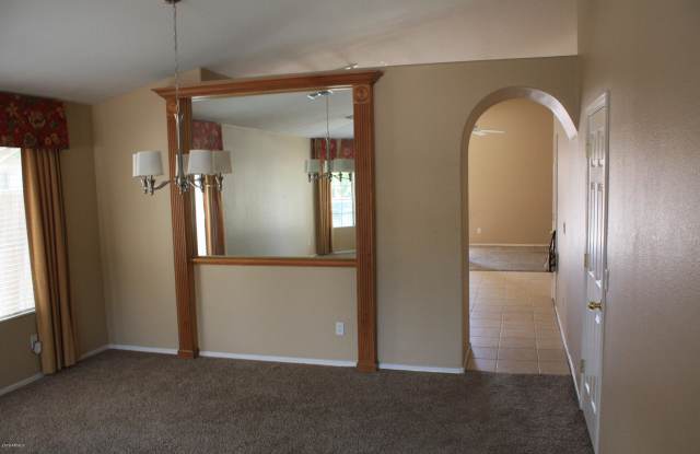 16227 W CARIBBEAN Lane Gallery 4