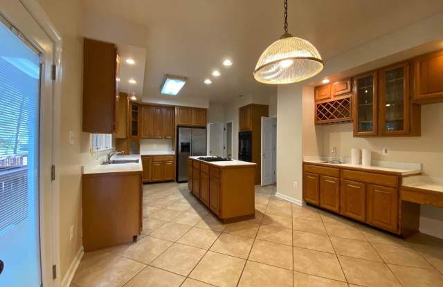 46439 SAFFRON COURT Gallery 2