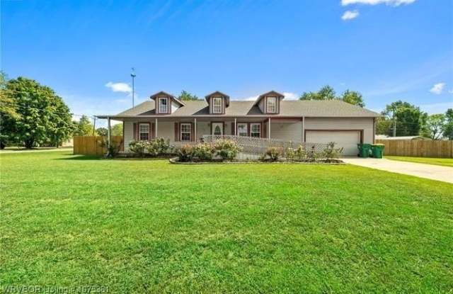 196 Western Heights  CIR photos photos