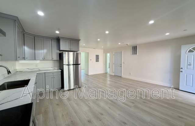 1436 55th Avenue Gallery 2