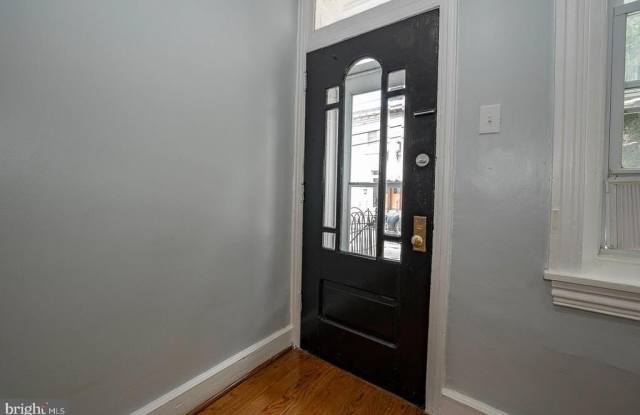 201 DUPONT STREET Gallery 2
