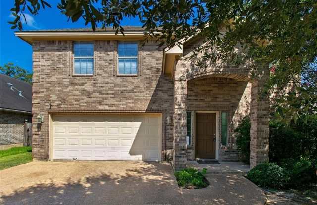 2212 Brougham Place Gallery 2