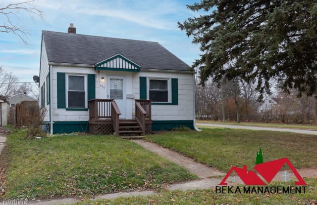 626 Lebaron Ave - 626 Lebaron Avenue, Pontiac, MI 48340